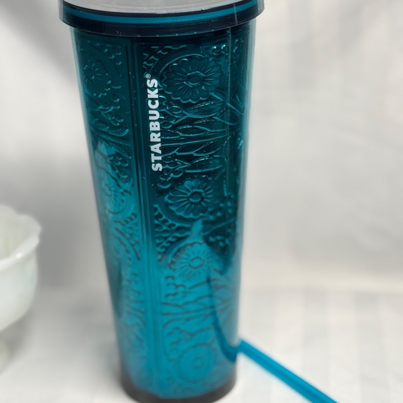 Starbucks 2017 Limited Edition Teal Embossed Floral Tumbler 24oz w/ Straw, Rare - Picture 2 of 8